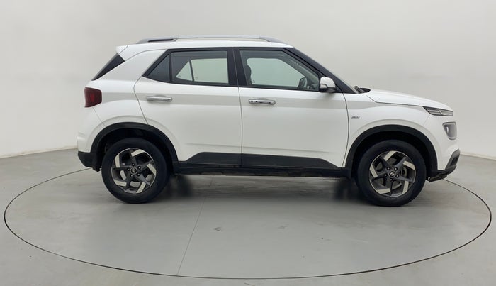 2021 Hyundai VENUE SX PLUS 1.0 TURBO DCT, Petrol, Automatic, 48,113 km, Right Side View