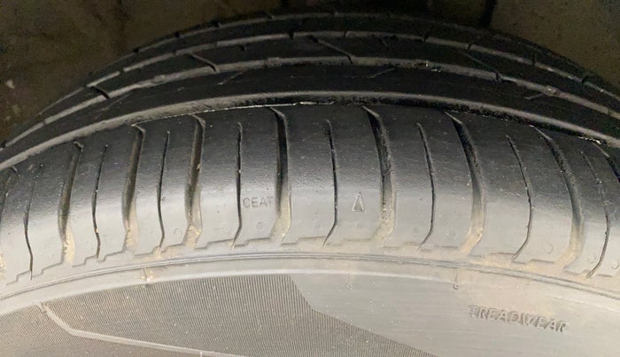 2021 Hyundai VENUE SX PLUS 1.0 TURBO DCT, Petrol, Automatic, 48,113 km, Right Rear Tyre Tread