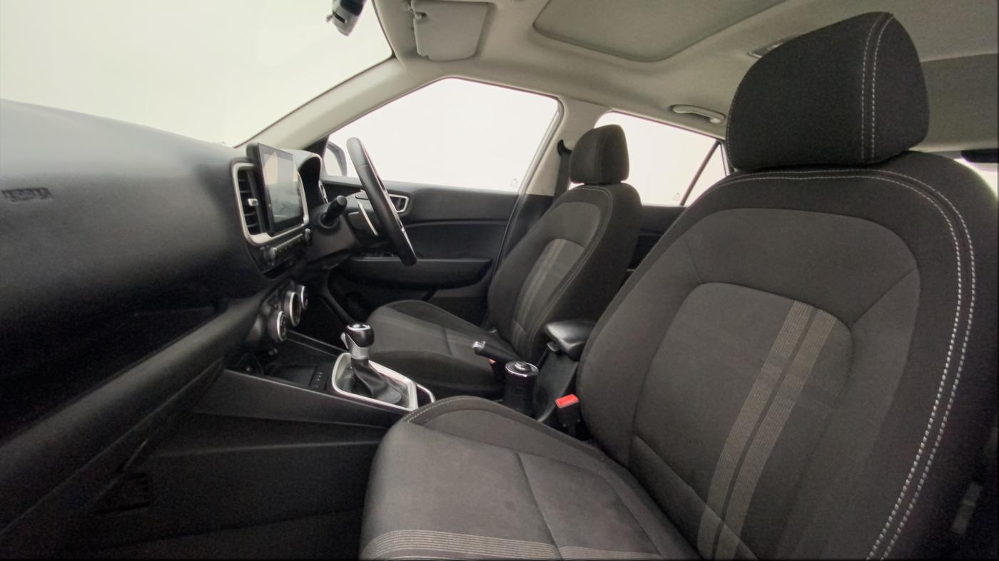 2021 Hyundai VENUE SX PLUS 1.0 TURBO DCT, Petrol, Automatic, 48,113 km, Right Side Front Door Cabin