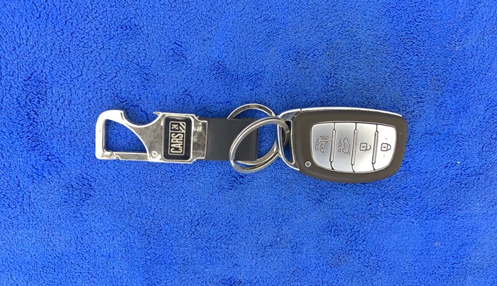2021 Hyundai VENUE SX PLUS 1.0 TURBO DCT, Petrol, Automatic, 48,113 km, Key Close Up