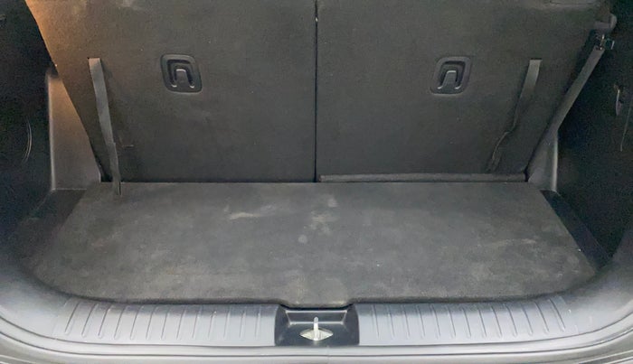 2022 KIA CARENS LUXURY PLUS 1.4 PETROL 7 STR, Petrol, Manual, 20,230 km, Boot Inside