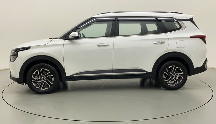 2022 KIA CARENS LUXURY PLUS 1.4 PETROL 7 STR, Petrol, Manual, 20,230 km, Left Side