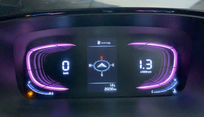 2022 KIA CARENS LUXURY PLUS 1.4 PETROL 7 STR, Petrol, Manual, 20,230 km, Odometer Image