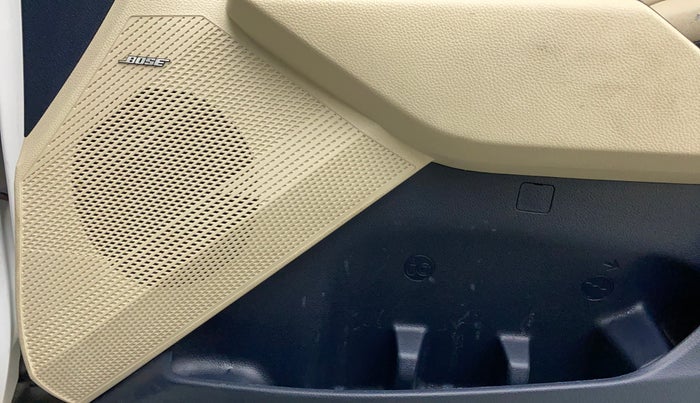 2022 KIA CARENS LUXURY PLUS 1.4 PETROL 7 STR, Petrol, Manual, 20,230 km, Speaker