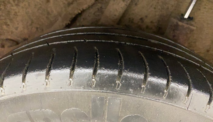 2015 Honda Amaze 1.2L I-VTEC SX, Petrol, Manual, 56,740 km, Left Rear Tyre Tread