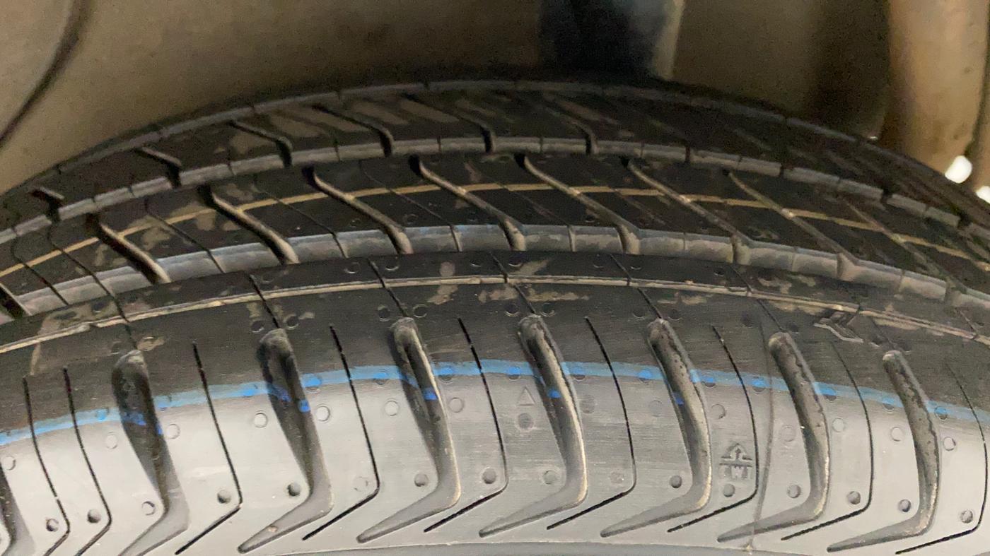 2016 Maruti Celerio VXI AMT, Petrol, Automatic, 57,341 km, Left Rear Tyre Tread