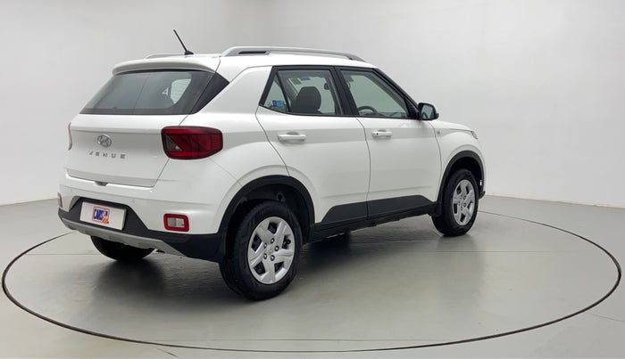 2020 Hyundai VENUE S MT 1.2 KAPPA, Petrol, Manual, 878 km, Right Back Diagonal (45- Degree) View
