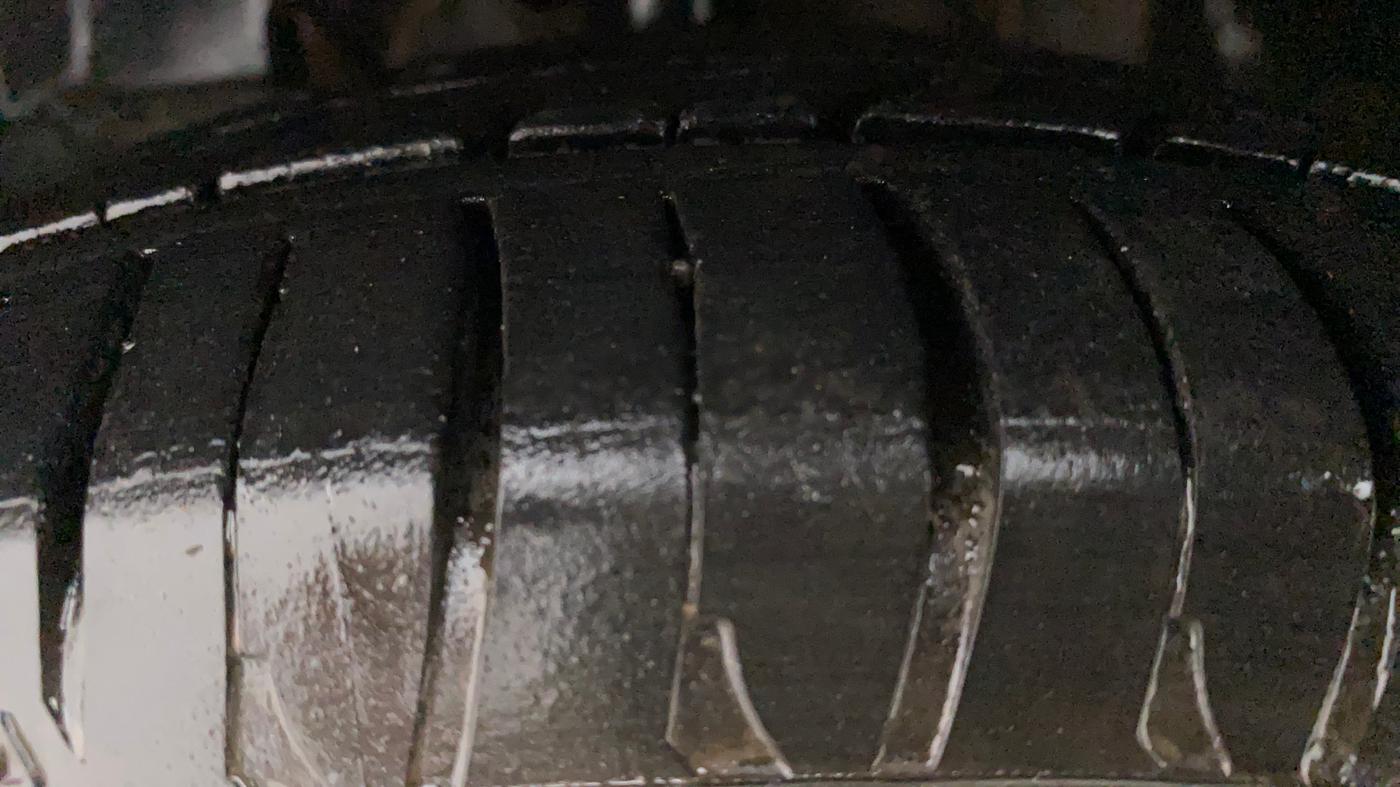 2018 Tata Tiago XZA PETROL, Petrol, Automatic, 28,465 km, Left Front Tyre Tread