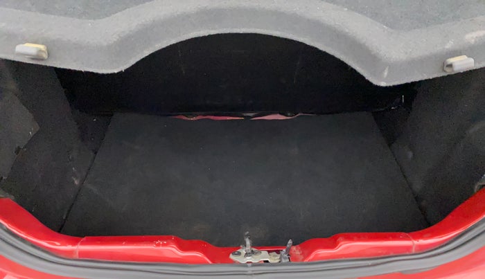 2018 Tata Tiago XZA PETROL, Petrol, Automatic, 28,465 km, Boot Inside