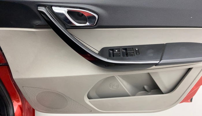 2018 Tata Tiago XZA PETROL, Petrol, Automatic, 28,465 km, Driver Side Door Panels Control