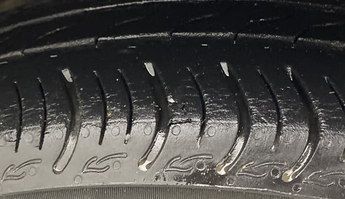 2017 Honda Jazz 1.2L I-VTEC V AT, Petrol, Automatic, 47,898 km, Right Front Tyre Tread