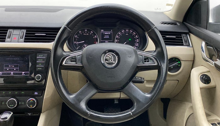 2015 Skoda Octavia ELEGANCE 1.8 TSI AT, Petrol, Automatic, 81,801 km, Steering Wheel Close Up