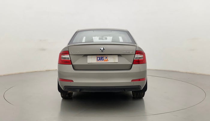 2015 Skoda Octavia ELEGANCE 1.8 TSI AT, Petrol, Automatic, 81,801 km, Back/Rear