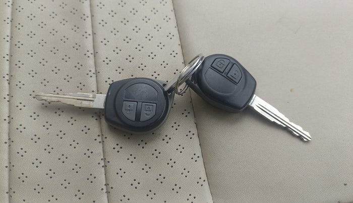 2016 Maruti Swift Dzire VXI, Petrol, Manual, 34,534 km, Key Close Up