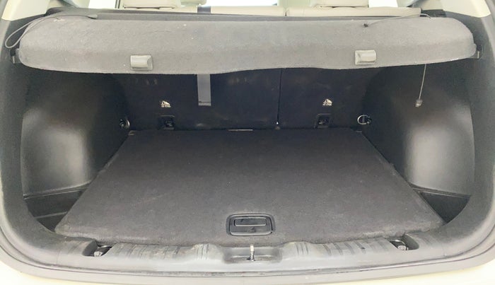 2019 Jeep Compass LIMITED PLUS DIESEL, Diesel, Manual, 85,034 km, Boot Inside