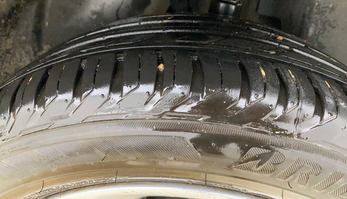 2019 Jeep Compass LIMITED PLUS DIESEL, Diesel, Manual, 85,034 km, Left Rear Tyre Tread