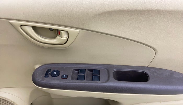 2013 Honda Amaze 1.2L I-VTEC S, Petrol, Manual, 46,742 km, Driver Side Door Panels Control