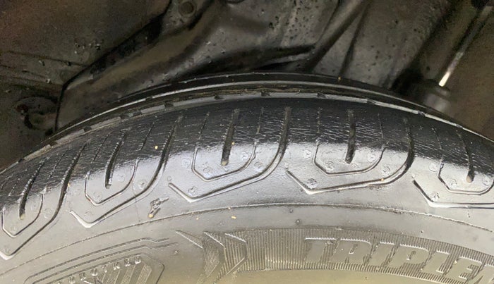 2013 Honda Amaze 1.2L I-VTEC S, Petrol, Manual, 46,742 km, Left Rear Tyre Tread