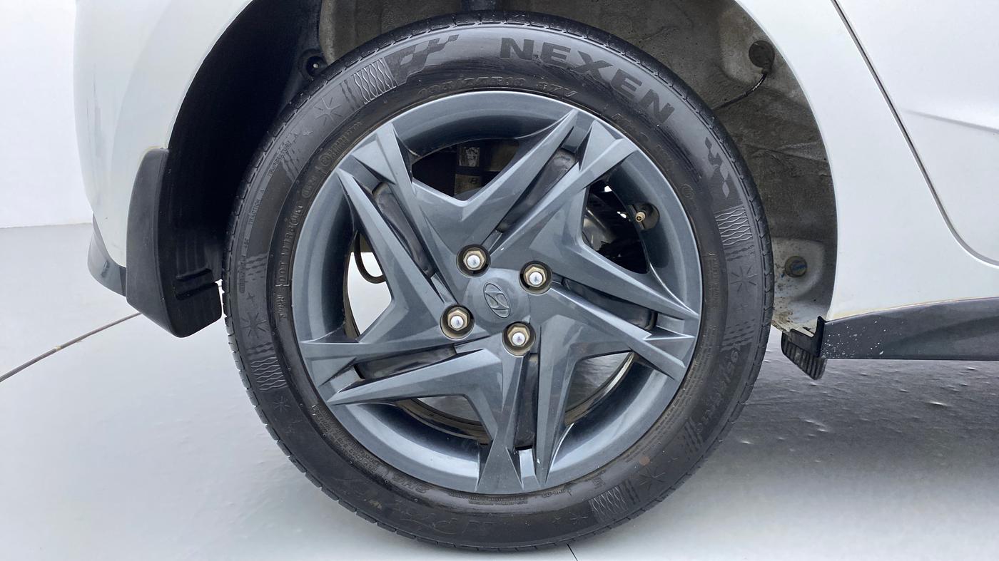 2020 Hyundai NEW I20 SPORTZ 1.0T GDI IMT, Petrol, Manual, 12,445 km, Right Rear Wheel