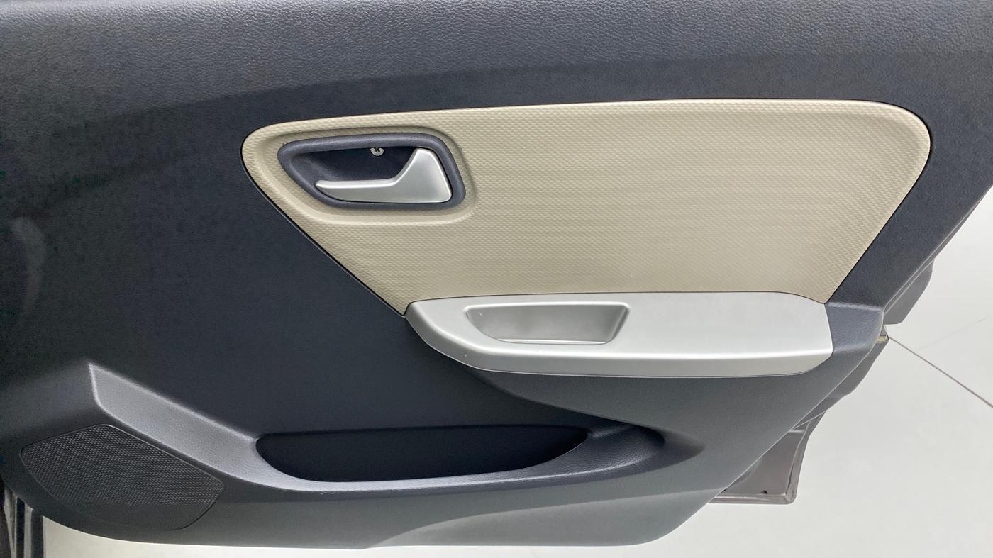 2018 Maruti Alto K10 VXI (O) AMT, Petrol, Automatic, 11,941 km, Driver Side Door Panels Control