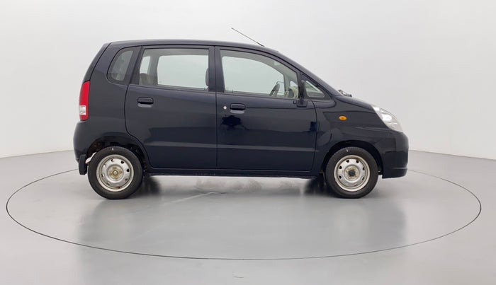 2013 Maruti Zen Estilo LXI, Petrol, Manual, 32,573 km, Right Side View