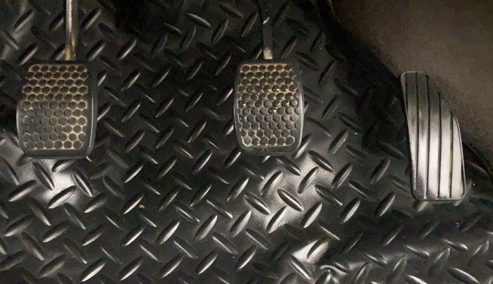 2013 Maruti Zen Estilo LXI, Petrol, Manual, 32,573 km, Pedals