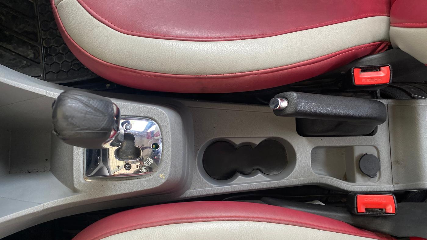 2020 Tata TIGOR XZA PLUS PETROL, Petrol, Automatic, 35,330 km, Gear Lever