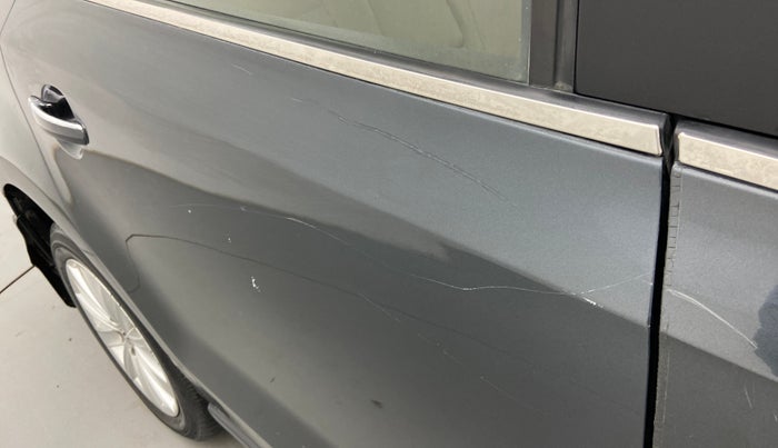 2016 Volkswagen Vento HIGHLINE 1.5 AT, Diesel, Automatic, 96,216 km, Right rear door - Minor scratches