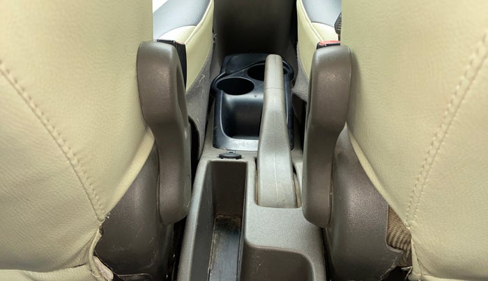 2011 Hyundai i10 SPORTZ 1.2, Petrol, Manual, 66,471 km, Driver Side Adjustment Panel
