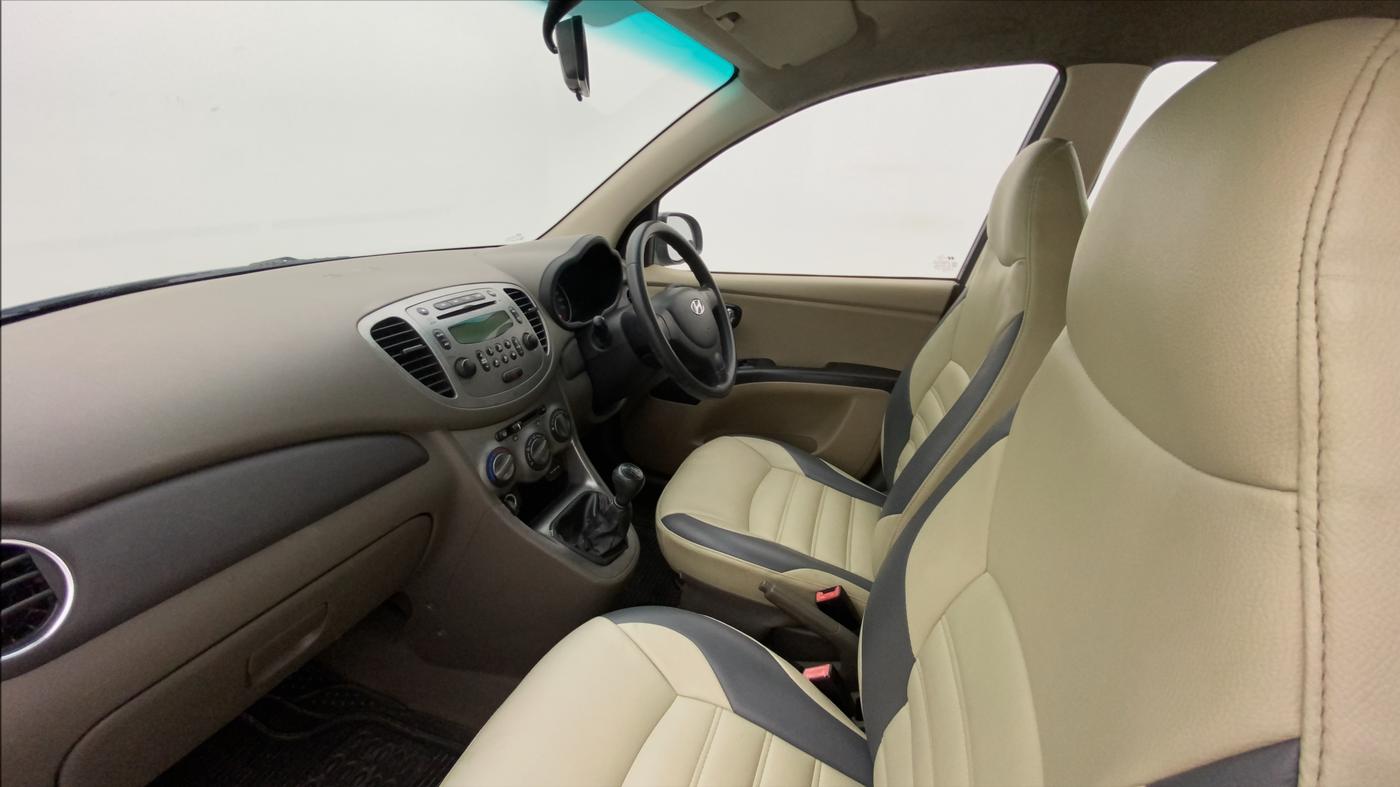 2011 Hyundai i10 SPORTZ 1.2, Petrol, Manual, 66,471 km, Right Side Front Door Cabin
