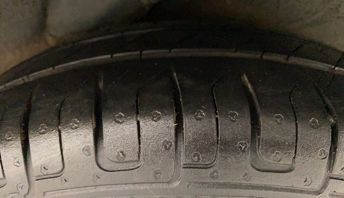 2011 Hyundai i10 SPORTZ 1.2, Petrol, Manual, 66,471 km, Left Rear Tyre Tread