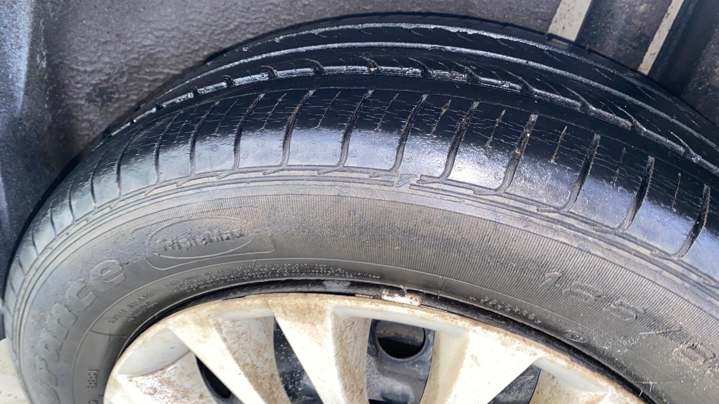 2017 Maruti Ciaz DELTA 1.4 MT PETROL, Petrol, Manual, 35,234 km, Left Rear Tyre Tread