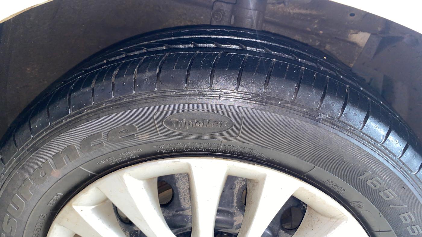 2017 Maruti Ciaz DELTA 1.4 MT PETROL, Petrol, Manual, 35,234 km, Right Front Tyre Tread