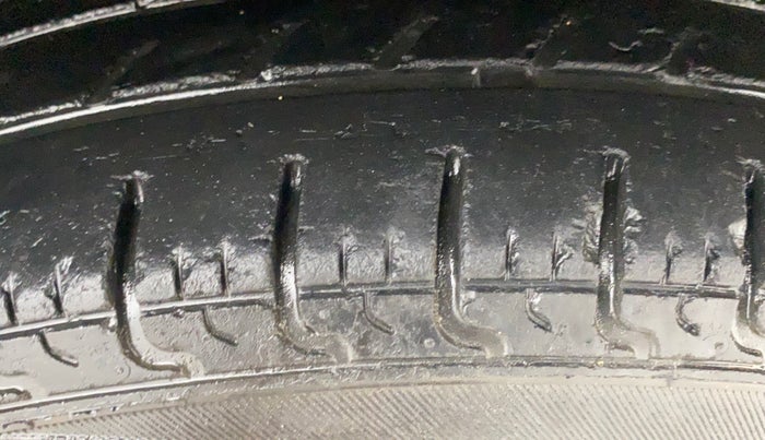 2018 Renault Kwid CLIMBER 1.0, Petrol, Manual, 25,132 km, Right Front Tyre Tread