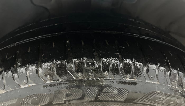 2022 Hyundai Verna SX (O) 1.5 VTVT IVT, Petrol, Automatic, 42,753 km, Left Front Tyre Tread