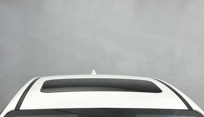 2022 Hyundai Verna SX (O) 1.5 VTVT IVT, Petrol, Automatic, 42,753 km, Moonroof/ Sunroof