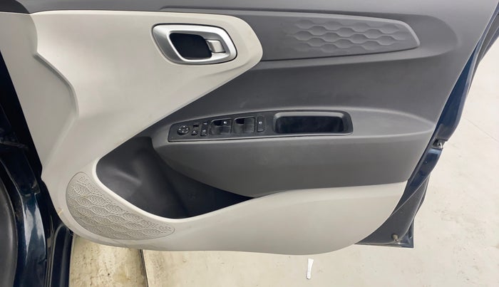 2023 Hyundai GRAND I10 NIOS SPORTZ 1.2 KAPPA VTVT, Petrol, Manual, 67,029 km, Driver Side Door Panels Control