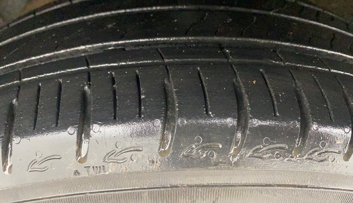 2023 Hyundai GRAND I10 NIOS SPORTZ 1.2 KAPPA VTVT, Petrol, Manual, 67,029 km, Left Front Tyre Tread