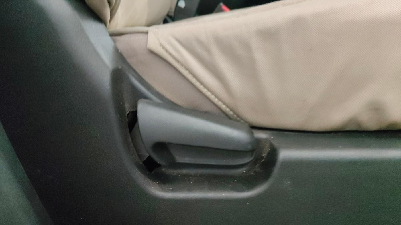 2016 Maruti Wagon R 1.0 VXI, Petrol, Manual, 24,203 km, Driver Side Adjustment Panel
