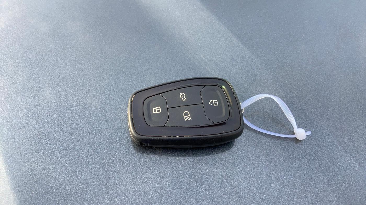 2021 Tata NEXON XZ PLUS PETROL SUNROOF, Petrol, Manual, 54,138 km, Key Close Up