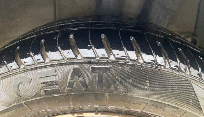 2018 Hyundai Xcent S 1.2, CNG, Manual, 1,46,499 km, Left Rear Tyre Tread