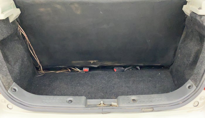 2011 Maruti Swift VXI, Petrol, Manual, 94,660 km, Boot Inside