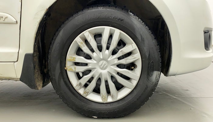 2011 Maruti Swift VXI, Petrol, Manual, 94,660 km, Right Front Wheel