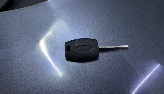 2016 Ford Figo Aspire AMBIENTE 1.2 PETROL, Petrol, Manual, 88,510 km, Key Close Up