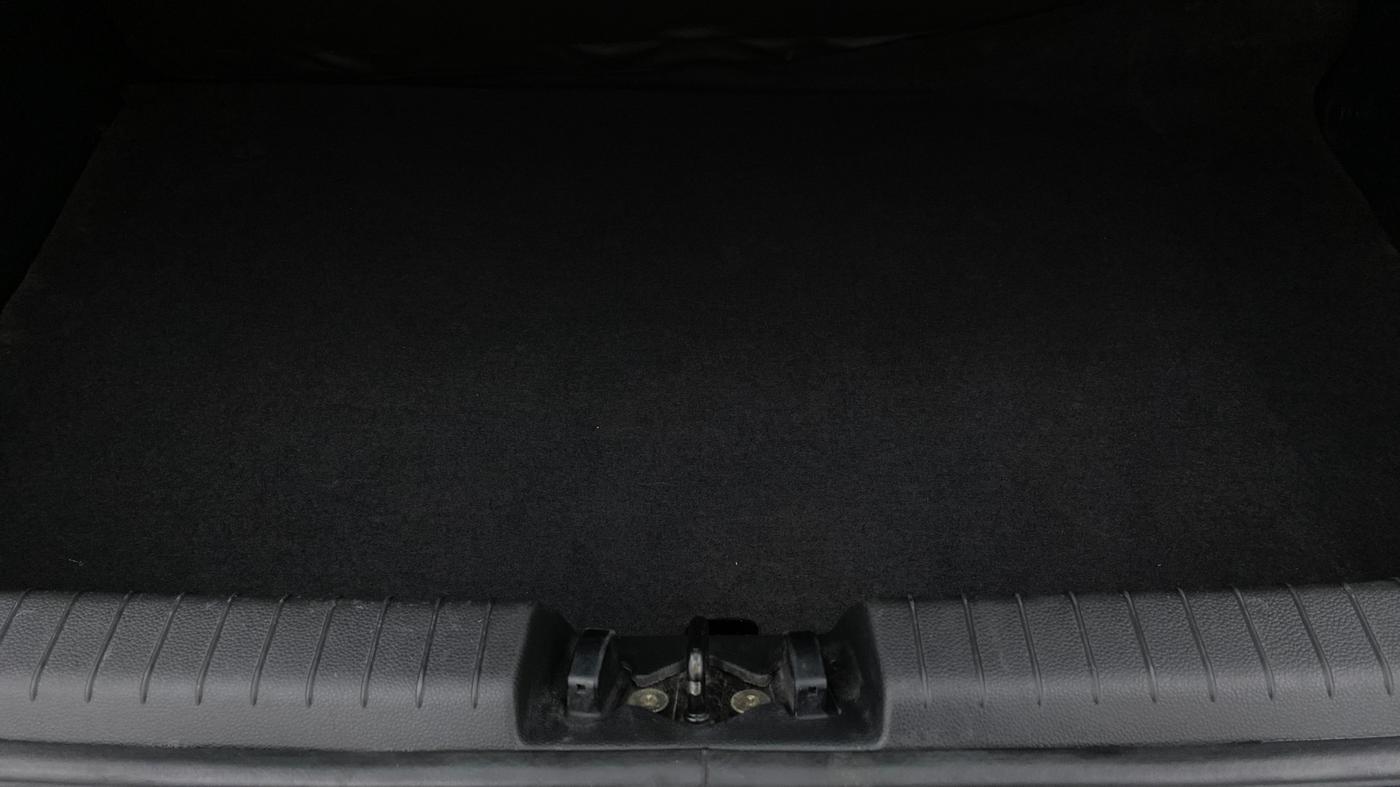 2018 Hyundai Elite i20 ASTA 1.2  CVT, Petrol, Automatic, 83,645 km, Boot Inside
