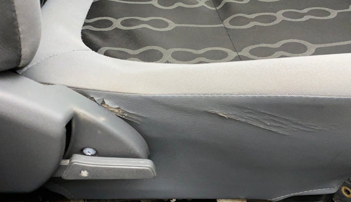 2013 Maruti Alto 800 VXI, Petrol, Manual, 90,217 km, Driver Side Adjustment Panel