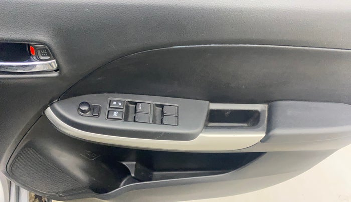 2017 Maruti Baleno DELTA PETROL 1.2, Petrol, Manual, 72,598 km, Driver Side Door Panels Control