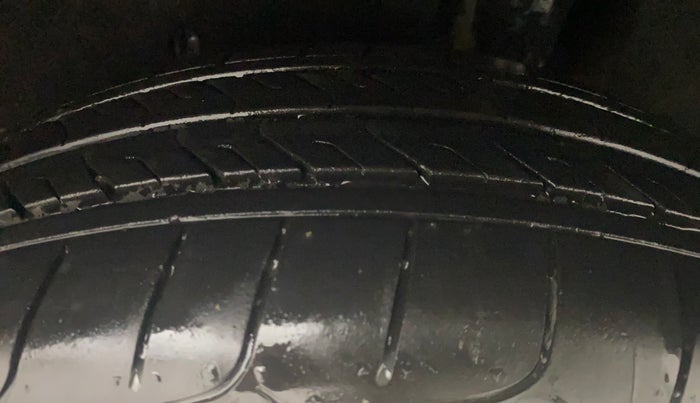 2017 Maruti Baleno DELTA PETROL 1.2, Petrol, Manual, 72,598 km, Left Rear Tyre Tread