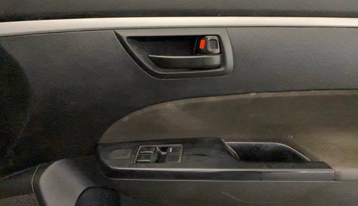 2017 Maruti Swift LXI (O), Petrol, Manual, 78,285 km, Driver Side Door Panels Control