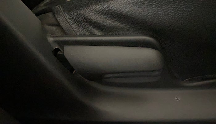 2017 Maruti Swift LXI (O), Petrol, Manual, 78,285 km, Driver Side Adjustment Panel